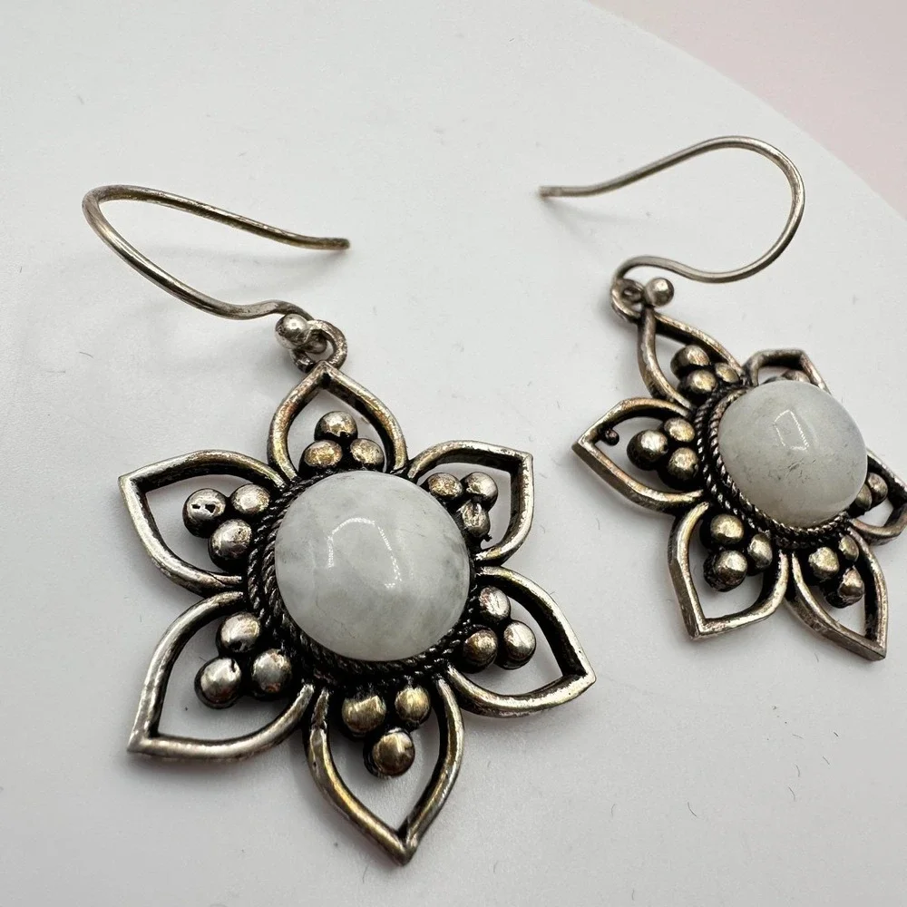 Vintage 90s Silver Tone Moonstone Floral Dangle Earrings Women's Classic Jewelry